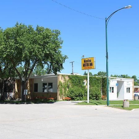 Manitou Motor Inn Buitenkant foto